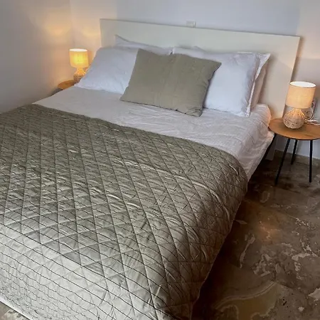 Delfini Apartment