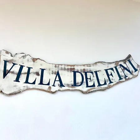 Delfini * Chrani