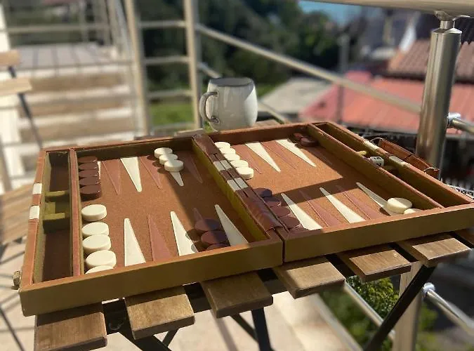 Delfini Apartamento Chrani